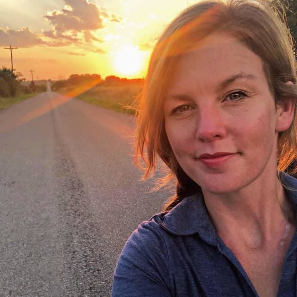 Meet your Posher, Chrissy - Picture 1 of 1